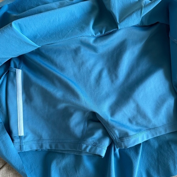 Nike Women's Vibrant Blue Mini Skirt - Picture 8 of 8